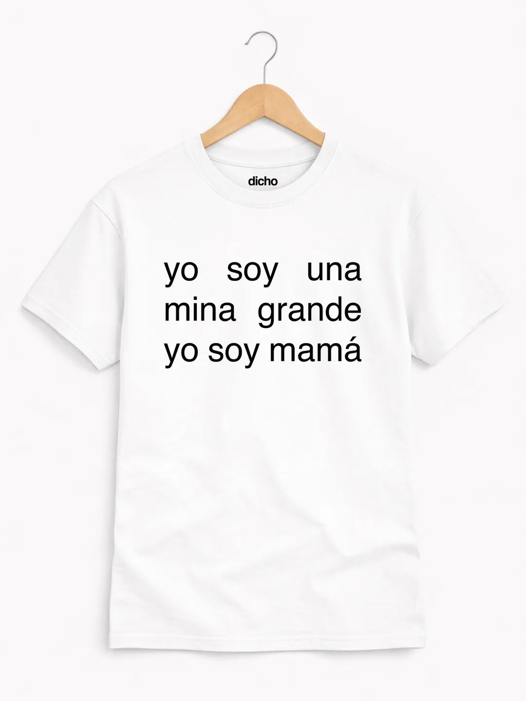 Remera «Yo soy una mina grande, yo soy mamá»